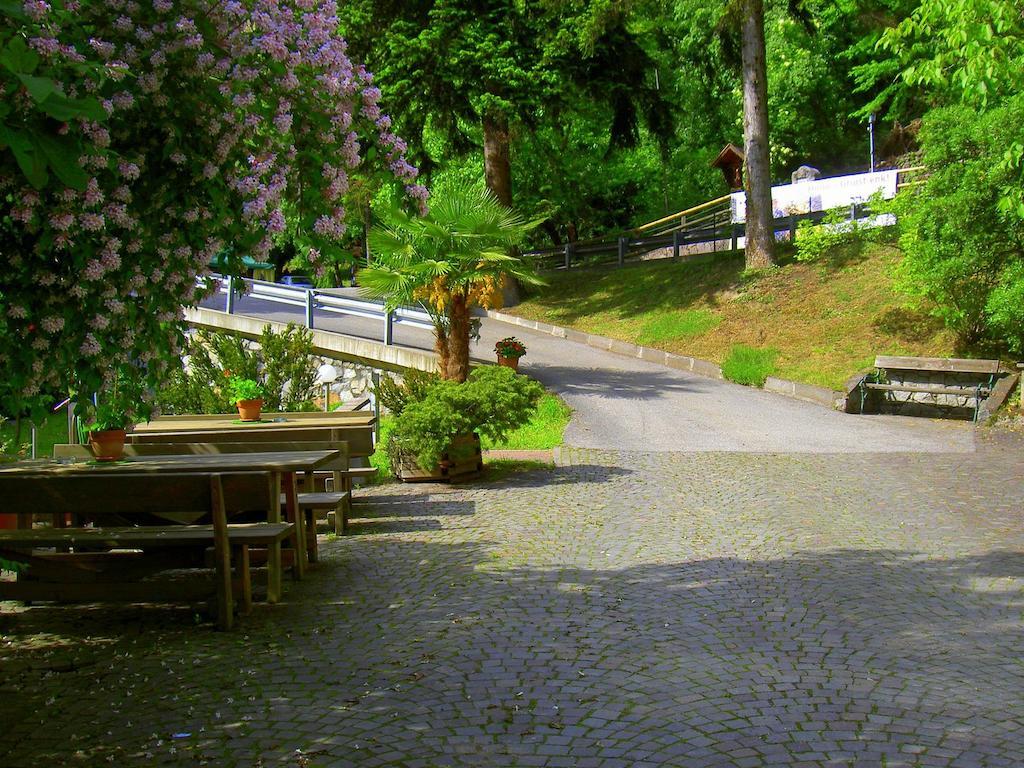 Tannerhof Bed & Breakfast Caines Екстер'єр фото