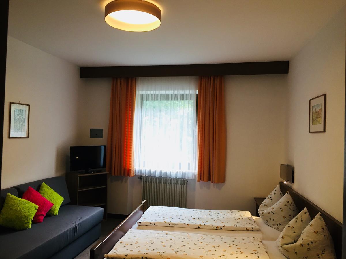 Tannerhof Bed & Breakfast Caines Екстер'єр фото